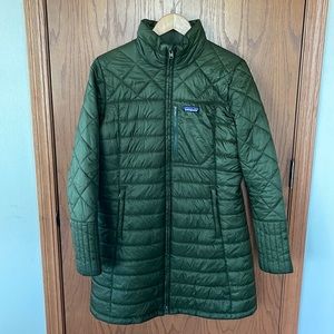 Patagonia green insulated nylon jacket